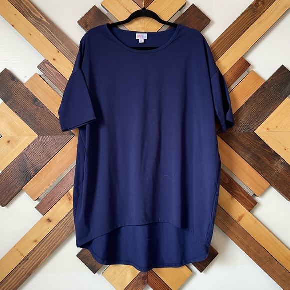LuLaRoe Tops - LuLaRoe Simply Comfortable Top size Medium